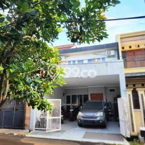 Hunian Cantik Minimalis Lb 170m2 di Duren Sawit, Jakarta Timur Hunian Cantik Minimalis Lb 170m2 di Duren Sawit, Jakarta Timur