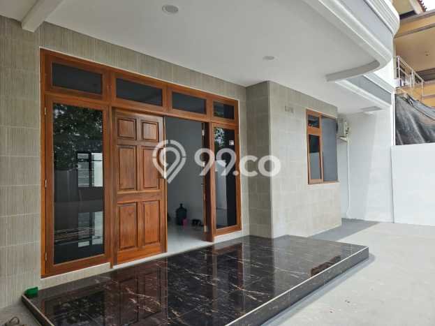 Dijual Rumah Mewah Exclusive di Cakung, Jakarta Timur Dijual Rumah Mewah Exclusive di Cakung, Jakarta Timur