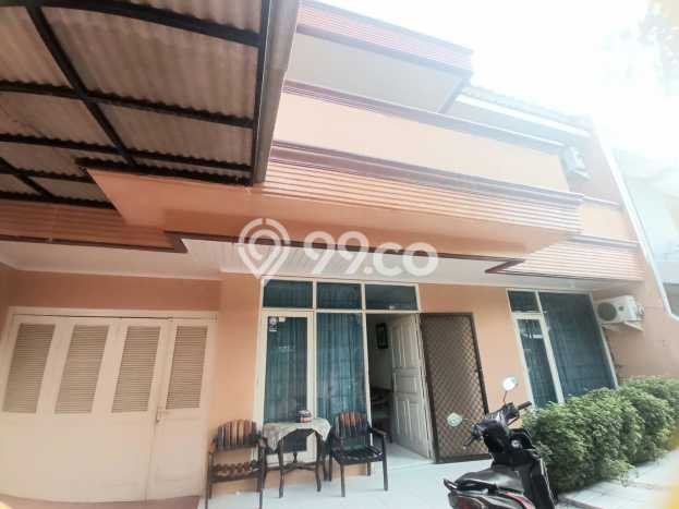 Hunian Eksklusif Siap Huni LT 200m2 di Cakung, Jakarta Timur Hunian Eksklusif Siap Huni LT 200m2 di Cakung, Jakarta Timur