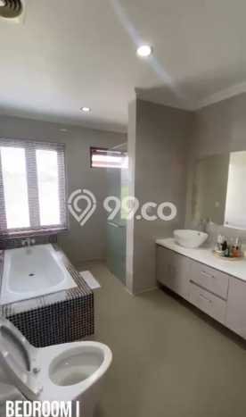 HARGA TERBAIK! Vila Kawasan Tabanan, Dimensi 255m2m², Lokasi Eksklusif dengan privasi terjaga HARGA TERBAIK! Vila Kawasan Tabanan, Dimensi 255m2m², Lokasi Eksklusif dengan privasi terjaga