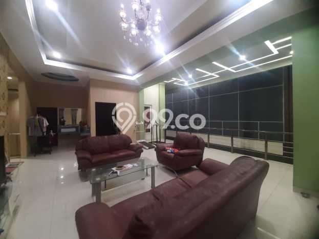 Hot Offer Hunian Premium Ideal dan Luas di Cakung, Jakarta Timur Hot Offer Hunian Premium Ideal dan Luas di Cakung, Jakarta Timur