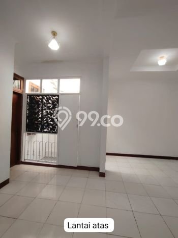 Rumah sewa siap huni 4 KT di Pulomas, Jakarta Timur Rumah sewa siap huni 4 KT di Pulomas, Jakarta Timur
