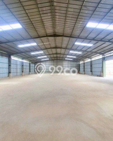 Gudang Disewa di Jakarta Barat dengan LB 1100m2 Area Komersial Ramai Gudang Disewa di Jakarta Barat dengan LB 1100m2 Area Komersial Ramai
