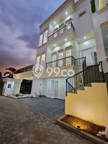 Ready to Use! Premium House LT 96m2 Desain Modern di Kayu Putih Ready to Use! Premium House LT 96m2 Desain Modern di Kayu Putih