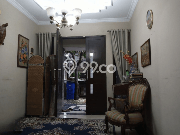 Dijual Hunian Rumah Nyaman 6 Kamar di BKR, Bandung Dijual Hunian Rumah Nyaman 6 Kamar di BKR, Bandung