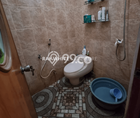 Jual Rumah Bagus Siap Huni LB 120m2 di Karawaci, Tangerang Jual Rumah Bagus Siap Huni LB 120m2 di Karawaci, Tangerang