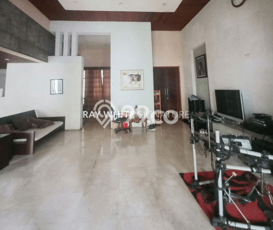 For Sale! Luxury House LT 1460m2 Desain Modern di Panglima Polim For Sale! Luxury House LT 1460m2 Desain Modern di Panglima Polim