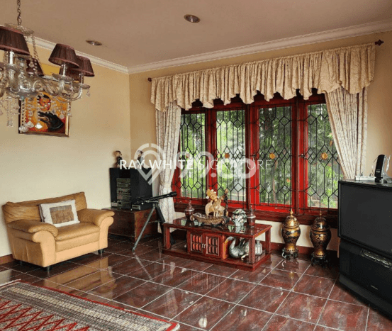 Hunian Elit LB 220m2 Siap Pakai Desain Elegan di Kebagusan, Jakarta Selatan Hunian Elit LB 220m2 Siap Pakai Desain Elegan di Kebagusan, Jakarta Selatan