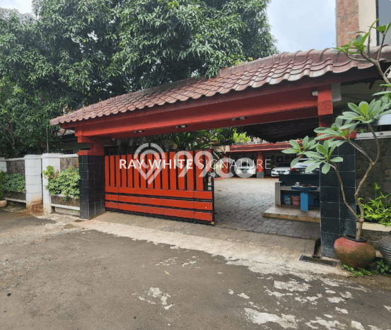 Hunian Elit LB 220m2 Siap Pakai Desain Elegan di Kebagusan, Jakarta Selatan Hunian Elit LB 220m2 Siap Pakai Desain Elegan di Kebagusan, Jakarta Selatan