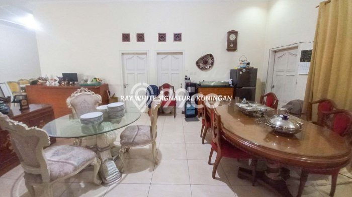 Rumah Luxury Modern Tanpa Renovasi di Pondok Bambu Jakarta Timur Rumah Luxury Modern Tanpa Renovasi di Pondok Bambu Jakarta Timur