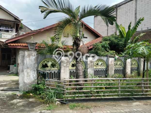 Rumah Luas Asri 4 KT Siap Huni di Sampangan Semarang Rumah Luas Asri 4 KT Siap Huni di Sampangan Semarang
