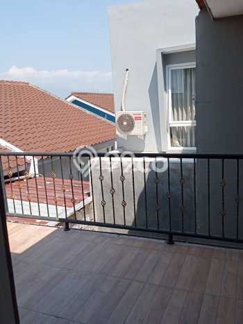 Rumah Sewa Semarang LT 90m2 LB 150m2 Area Manyaran Rumah Sewa Semarang LT 90m2 LB 150m2 Area Manyaran