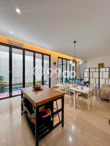 Ready to Use! Luxury House LT 193m2 Desain Modern di Cipete Ready to Use! Luxury House LT 193m2 Desain Modern di Cipete