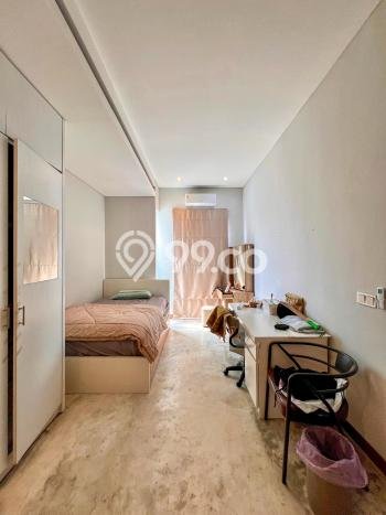 Ready to Use! Luxury House LT 193m2 Desain Modern di Cipete Ready to Use! Luxury House LT 193m2 Desain Modern di Cipete