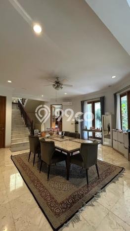 Sewa Rumah Strategis LT 1200m2 / LB 650m2 di Kemang, Jakarta Selatan Sewa Rumah Strategis LT 1200m2 / LB 650m2 di Kemang, Jakarta Selatan