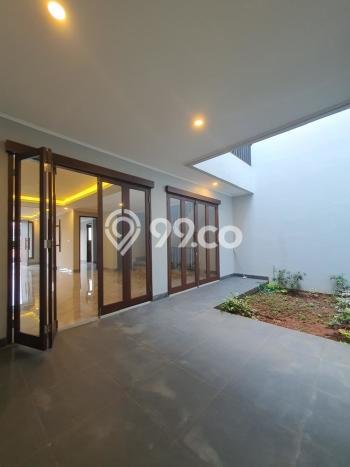 Rumah Elit Modern Tanpa Renovasi di Cipete Jakarta Selatan Rumah Elit Modern Tanpa Renovasi di Cipete Jakarta Selatan