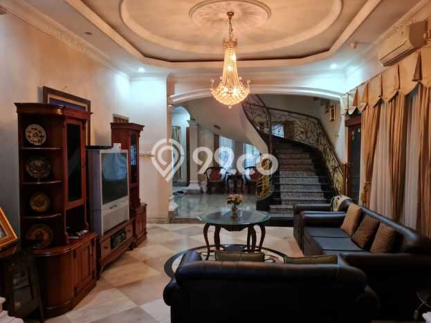 Rumah Elit LB 450m2 Siap Pakai Desain Elegan di Rawamangun, Jakarta Timur Rumah Elit LB 450m2 Siap Pakai Desain Elegan di Rawamangun, Jakarta Timur