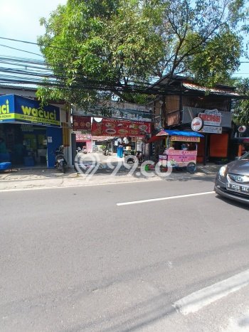 Tanah Dijual Lokasi Strategis di Jakarta Selatan dengan Luas 420m2 Tanah Dijual Lokasi Strategis di Jakarta Selatan dengan Luas 420m2