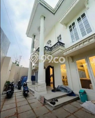 Jual Cepat Hunian Mewah Klasik di Jakarta Selatan Jual Cepat Hunian Mewah Klasik di Jakarta Selatan