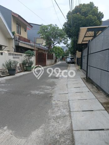 Siap Huni Hunian Elit 13 Kamar di Kebayoran Baru Dekat ke Mana Pun Siap Huni Hunian Elit 13 Kamar di Kebayoran Baru Dekat ke Mana Pun