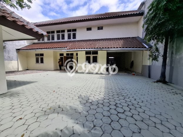Dijual Rumah Elit Exclusive di Wonocolo, Surabaya Dijual Rumah Elit Exclusive di Wonocolo, Surabaya