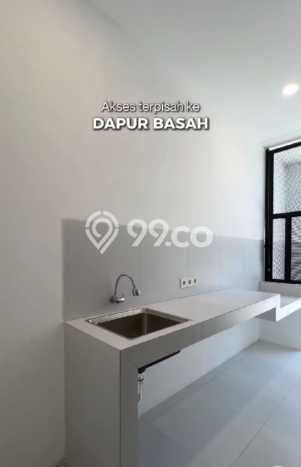 Rumah Lokasi Strategis di Kutisari, Surabaya, LT 102m2m² LB 175m2m² Rumah Lokasi Strategis di Kutisari, Surabaya, LT 102m2m² LB 175m2m²
