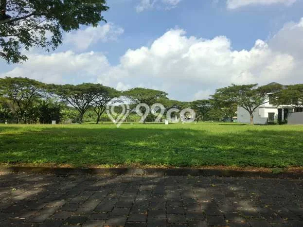 Lahan Dijual Lokasi Strategis di Surabaya dengan Luas 200m2 Lahan Dijual Lokasi Strategis di Surabaya dengan Luas 200m2