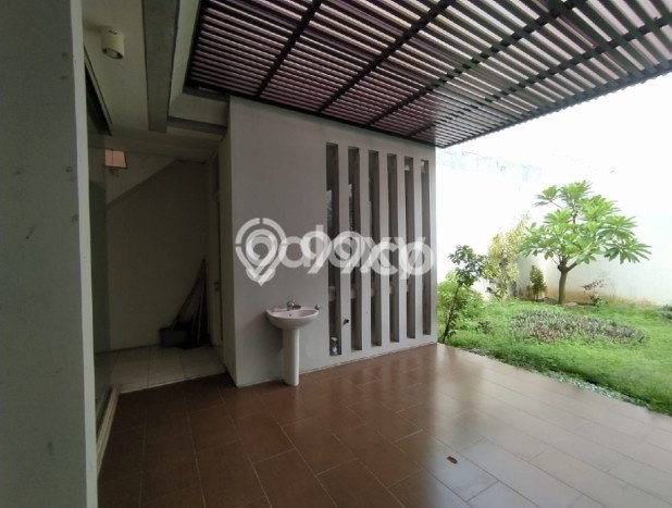 For Sale Rumah Elit Exclusive di Sambikerep, Surabaya For Sale Rumah Elit Exclusive di Sambikerep, Surabaya