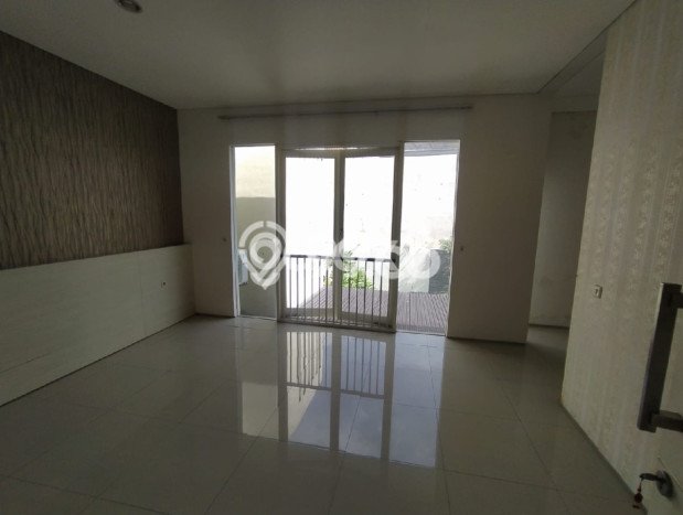 For Sale Rumah Elit Exclusive di Sambikerep, Surabaya For Sale Rumah Elit Exclusive di Sambikerep, Surabaya
