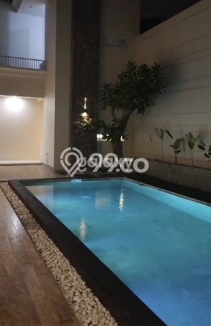 Rumah area Pakuwon Indah, 4 KT, Area Nyaman Rumah area Pakuwon Indah, 4 KT, Area Nyaman