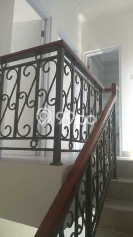 Jarang Ada! Rumah Sewa 3 Kamar Bagus Siap Huni Gading Serpong Jarang Ada! Rumah Sewa 3 Kamar Bagus Siap Huni Gading Serpong