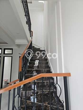 Rumah Minimalis 3 KT di BSD Griya Loka Tangerang Unfurnished Rumah Minimalis 3 KT di BSD Griya Loka Tangerang Unfurnished