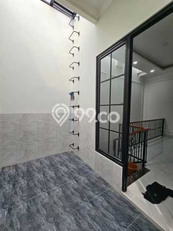 Rumah Minimalis 3 KT di BSD Griya Loka Tangerang Unfurnished Rumah Minimalis 3 KT di BSD Griya Loka Tangerang Unfurnished