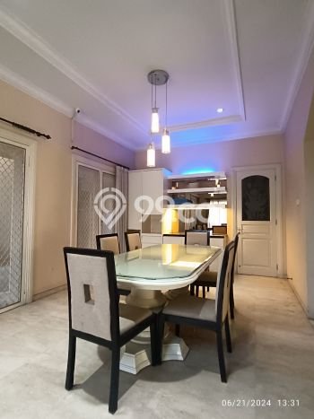 NEW LISTING! Rumah di Wiyung, Ready, 4 KT, Dekat Wiyung, Surabaya, Surabaya, Luas 395m² Bangunan 305m² NEW LISTING! Rumah di Wiyung, Ready, 4 KT, Dekat Wiyung, Surabaya, Surabaya, Luas 395m² Bangunan 305m²