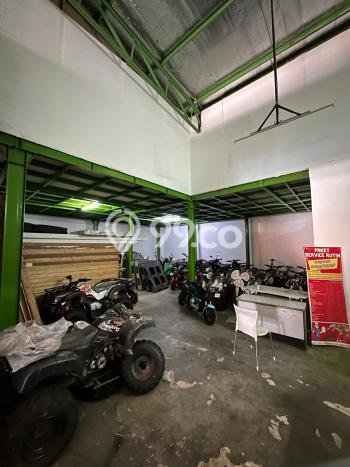 Komersial Dijual Lokasi Stratagis di Ciledug Tangerang Cocok untuk Investasi Komersial Dijual Lokasi Stratagis di Ciledug Tangerang Cocok untuk Investasi