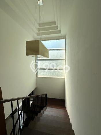 Disewakan Cepat Rumah Kondisi Bagus di Area Kebayoran Baru, Jakarta Selatan Disewakan Cepat Rumah Kondisi Bagus di Area Kebayoran Baru, Jakarta Selatan