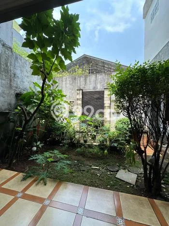 Rumah Elit Modern Siap Huni di Radio Dalam Jakarta Selatan Rumah Elit Modern Siap Huni di Radio Dalam Jakarta Selatan