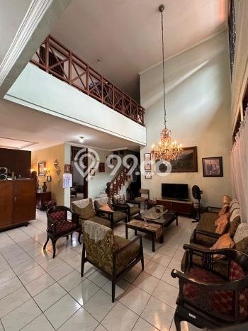 Rumah Luxury Modern Siap Huni di Bendungan Hilir Jakarta Pusat Rumah Luxury Modern Siap Huni di Bendungan Hilir Jakarta Pusat