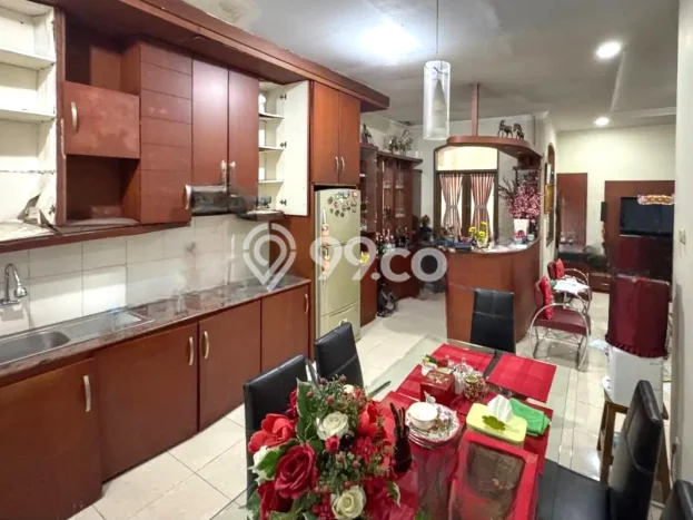 Rumah Elit LB 240m2 Siap Huni Desain Elegan di Sunter, Jakarta Utara Rumah Elit LB 240m2 Siap Huni Desain Elegan di Sunter, Jakarta Utara
