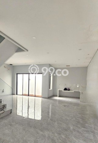Rumah Mewah Siap Huni LT 136m2 di Penjaringan, Jakarta Utara Rumah Mewah Siap Huni LT 136m2 di Penjaringan, Jakarta Utara