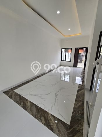 Rumah Akses Mudah area Klender, Jakarta Timur, LT 95m² LB 90m² Rumah Akses Mudah area Klender, Jakarta Timur, LT 95m² LB 90m²