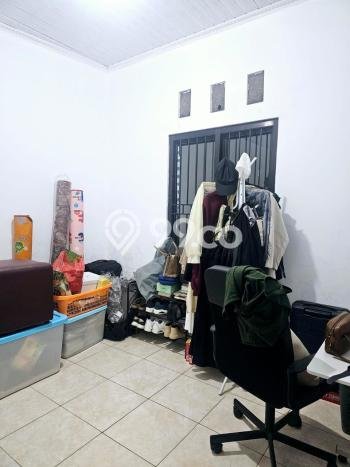 Rumah Luas Asri 2 KT Siap Pakai di Narogong Bekasi Rumah Luas Asri 2 KT Siap Pakai di Narogong Bekasi