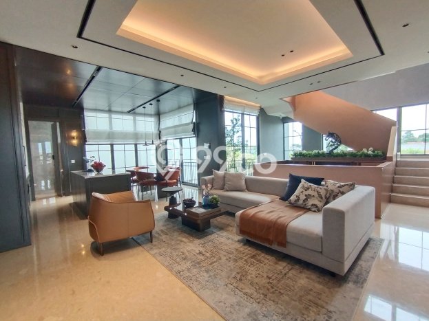 Ready to Use! Luxury House LT 153m2 Desain Elegan di BSD City Ready to Use! Luxury House LT 153m2 Desain Elegan di BSD City