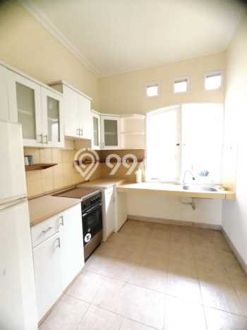 For Sale! Luxury House LT 457m2 Desain Modern di Kukusan For Sale! Luxury House LT 457m2 Desain Modern di Kukusan
