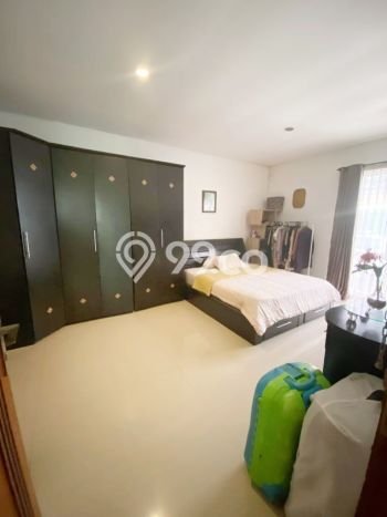 Dijual Rumah Luas Elegan Dengan View Eksklusif di BSD Sevilla, Tangerang Dijual Rumah Luas Elegan Dengan View Eksklusif di BSD Sevilla, Tangerang
