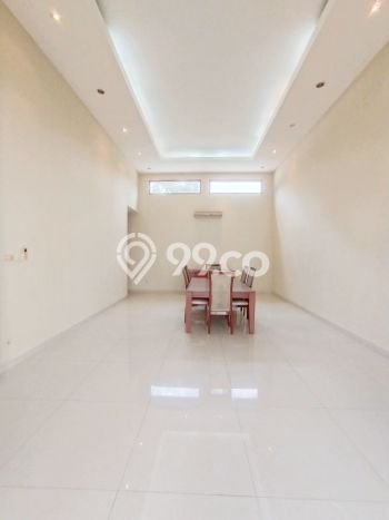Rumah Siap Huni 4 KT 3 KM di , Jakarta Selatan Rumah Siap Huni 4 KT 3 KM di , Jakarta Selatan