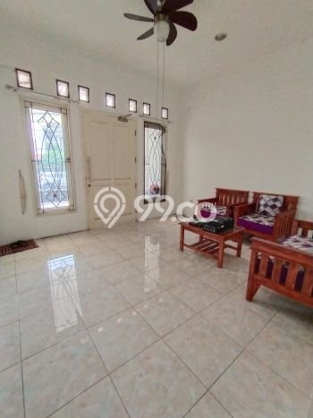 Rumah Modern 8 KT LT 140m2 di Bintaro Rumah Modern 8 KT LT 140m2 di Bintaro