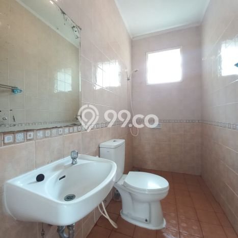Jual Segera Rumah LT 126m2m² / LB 110m2m² di Jantung Kota , Tangerang Jual Segera Rumah LT 126m2m² / LB 110m2m² di Jantung Kota , Tangerang
