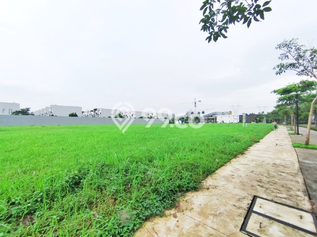Tanah Kavling Dijual di BSD City, Tangerang dengan Luas Tanah 2590m2 Tanah Kavling Dijual di BSD City, Tangerang dengan Luas Tanah 2590m2
