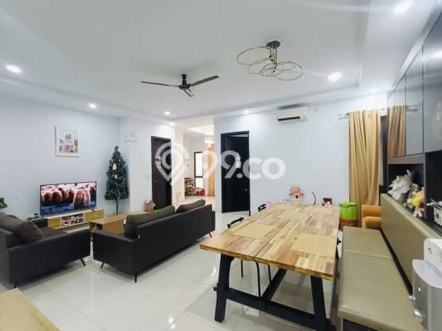 Rumah Elit LB 198m2 Siap Pakai Desain Elegan di BSD Foresta, Tangerang Rumah Elit LB 198m2 Siap Pakai Desain Elegan di BSD Foresta, Tangerang